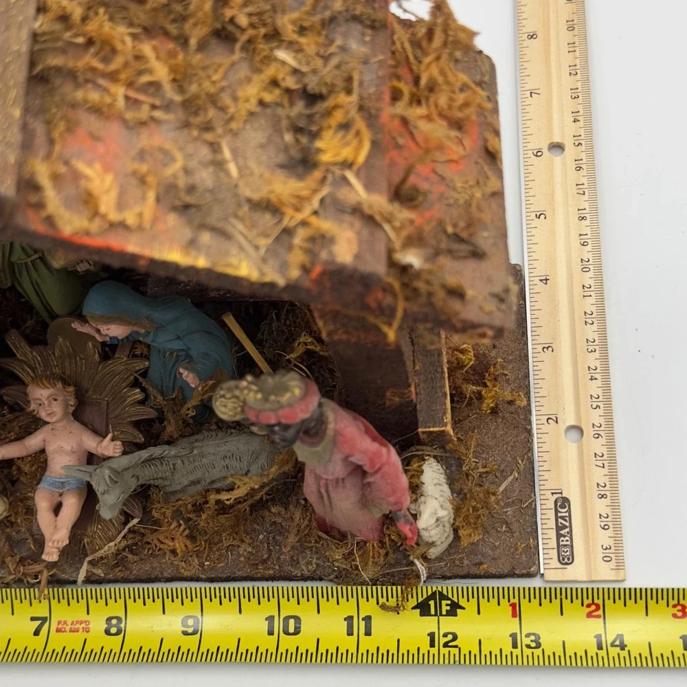 Vintage Italy Nativity Scene Wooden Stable‎ Moss Hand Painted crèche music box